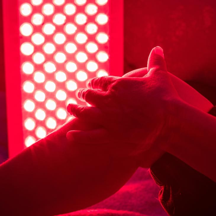 MAESKN Aesthetics - Psoriases & Eczema LED therapy 1